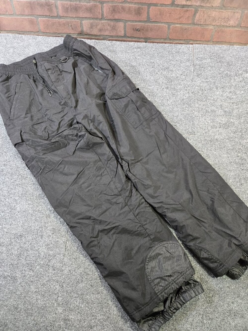 Sport Essentials Insulated Snow Pants Mens XL Black Waterproof Cargo Snowboard